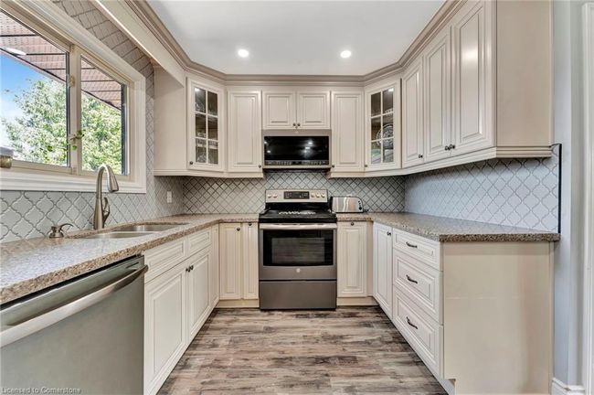 192 Myers Rd, House other with 5 bedrooms, 2 bathrooms and 15 parking in Cambridge ON | Image 11