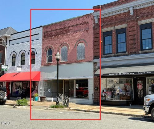 107 S Raiford St, Selma, NC, 27576-3154 | Card Image