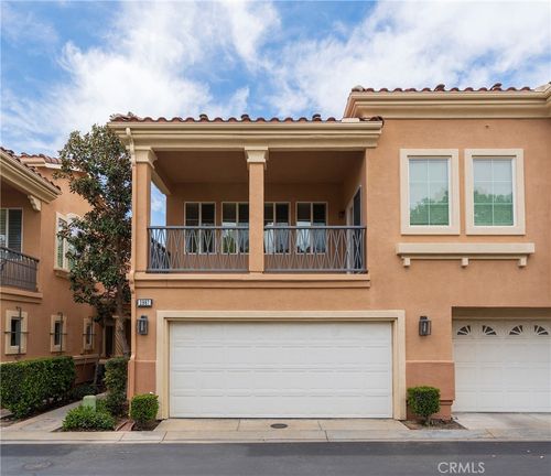 unit-d-2987 Campa Way, Simi Valley, CA, 93063-0141 | Card Image