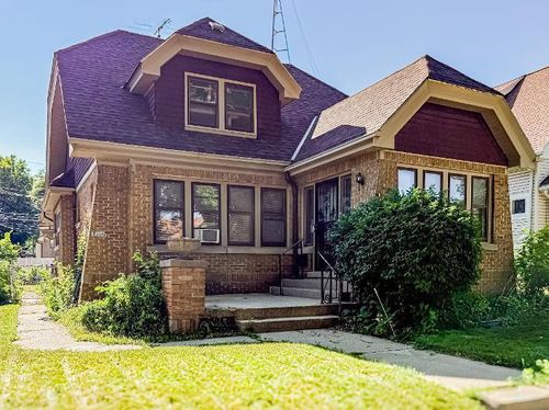 2359 N 56th Street, Milwaukee, WI, 53210 | Card Image