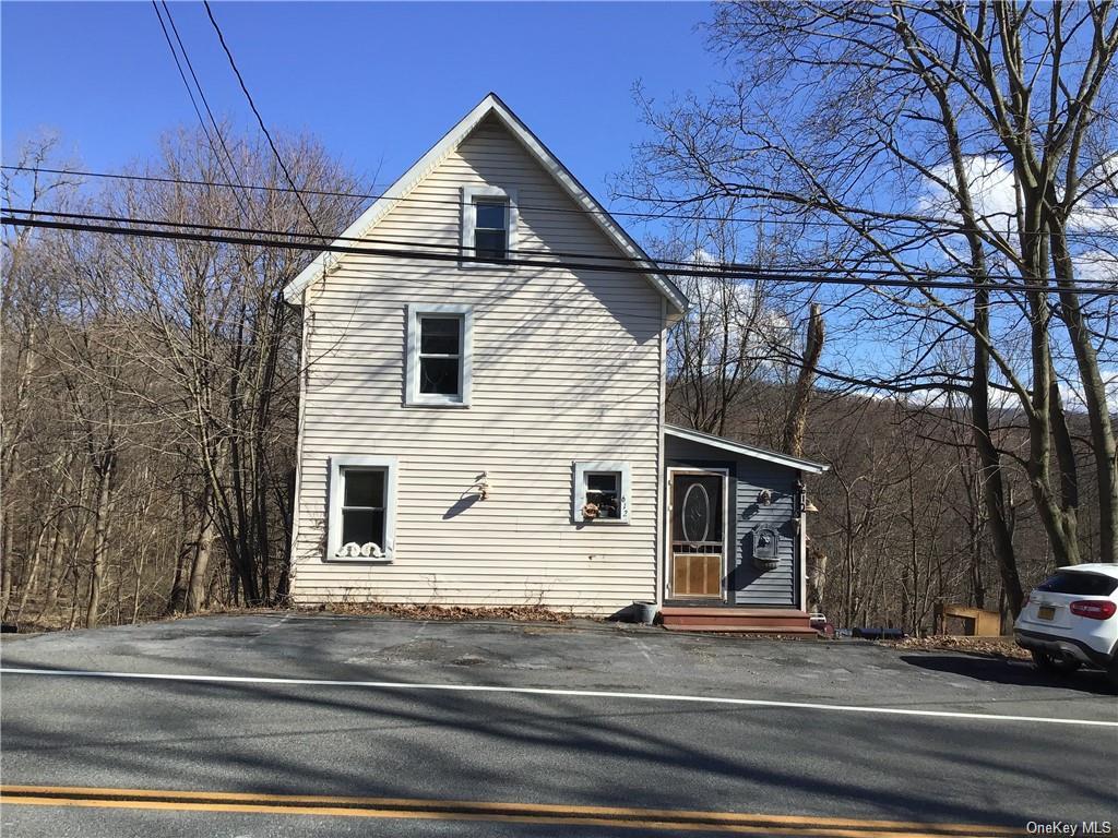 State Route 32 , Highland Mills, NY 10930