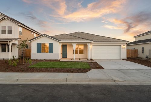 3047 Riviera Ave, Tulare, CA, 93274-4293 | Card Image