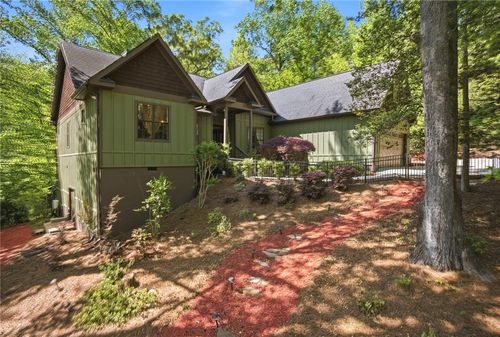 215 Inlet Pointe Dr, Anderson, SC, 29625-6302 | Card Image