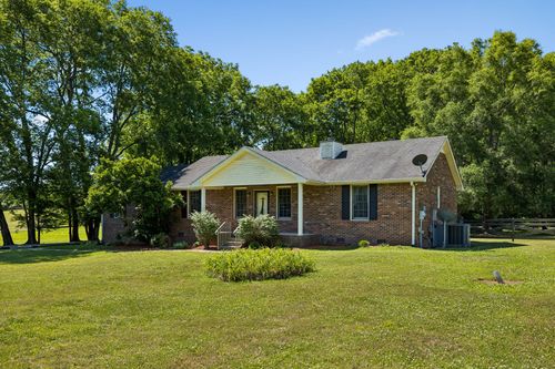 7452 Coles Ferry Pike, Lebanon, TN, 37087-9412 | Card Image