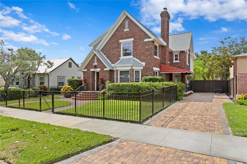 126 14th Ave Ne, St Petersburg, FL, 33701-1206 | Card Image