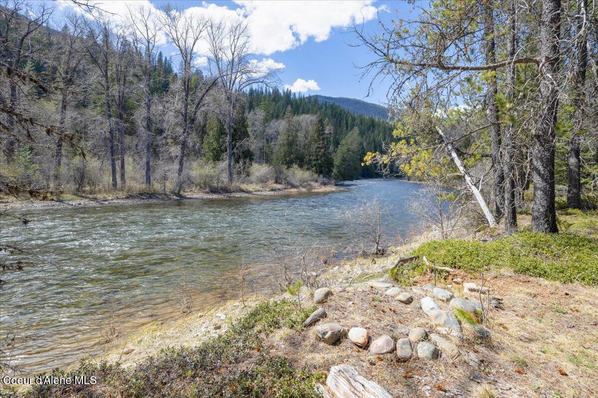 Land in Bonners Ferry