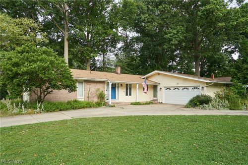 1172 Berwick Ln, South Euclid, OH, 44121-3811 | Card Image