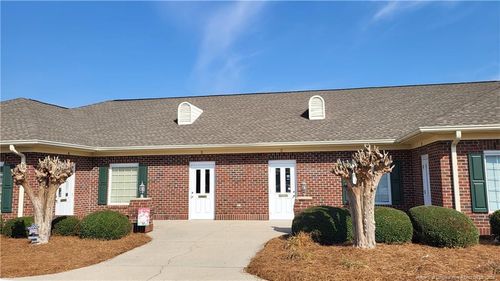 ste-c-220 Wintergreen Dr, Lumberton, NC, 28358-2188 | Card Image