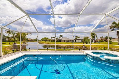 8300 Gassner Way, LEHIGH ACRES, FL, 33972-7550 | Card Image