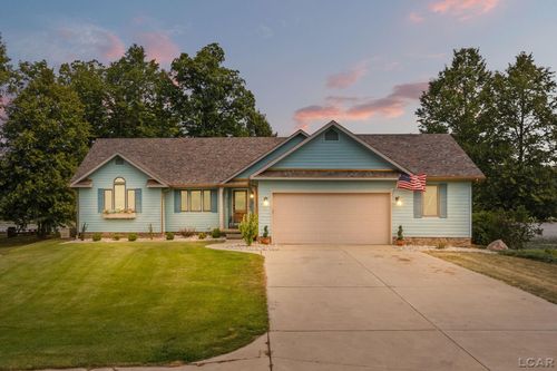 8234 Irish Mist, Onsted, MI, 49265-9302 | Card Image