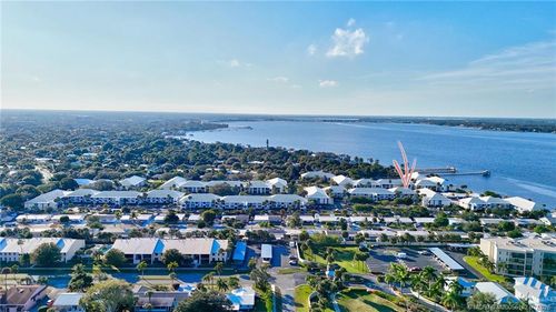 c30-175 Se Saint Lucie Blvd, Stuart, FL, 34996-4737 | Card Image