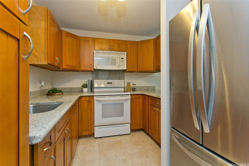 apt-a506-98-501 Koauka Loop, Aiea, HI, 96701-5829 | Card Image