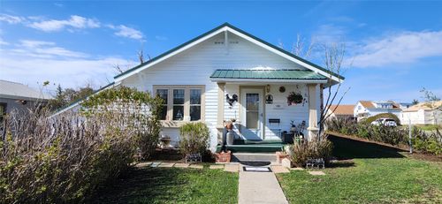 302 3rd St Se, Cut Bank, MT, 59427-3442 | Card Image