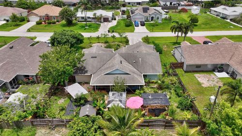 502 Se Guava Ter, Port St. Lucie, FL, 34983-3200 | Card Image