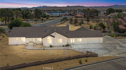 27679 River Rock Rd, Helendale, CA, 92342-7908 | Card Image