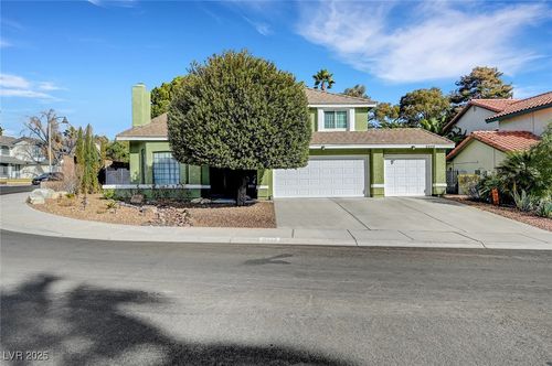 8908 Rocky Shore Drive, Las Vegas, NV, 89117 | Card Image