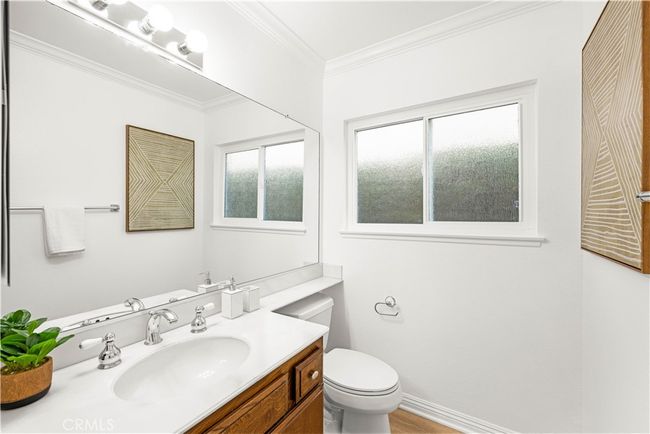 19 Alameda, House other with 5 bedrooms, 3 bathrooms and 2 parking in Irvine CA | Image 17
