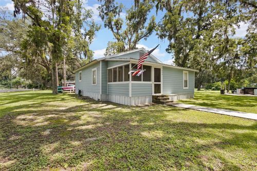 729 Nw 3rd Avenue, Trenton, FL, 32693 | Card Image