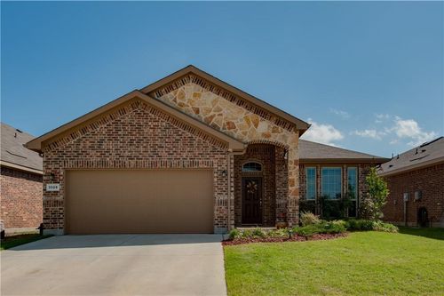 3329 Tamarack Ln, Argyle, TX, 76226-1409 | Card Image