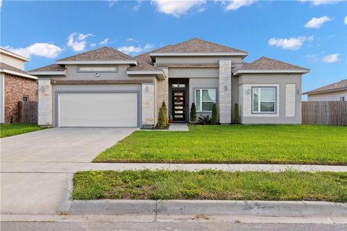 102 Heron Dr, Los Fresnos, TX, 78566-0880 | Card Image