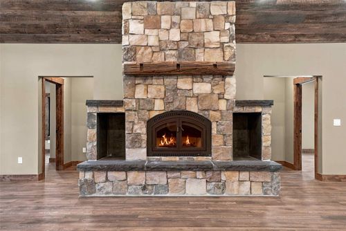 1671 Jordan Way, Victor, MT, 59875 | Card Image