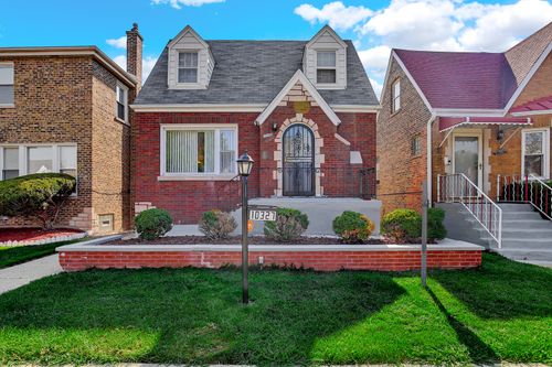 10327 S Calumet Ave, Chicago, IL, 60628-2814 | Card Image