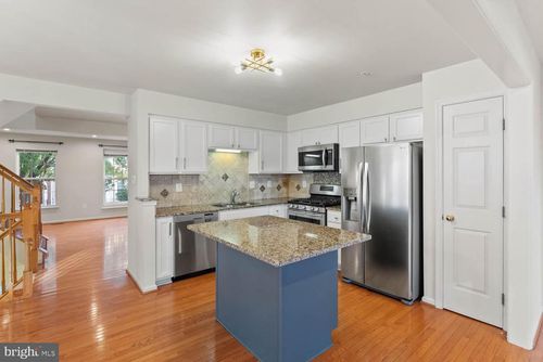 13418 Rising Sun Ln, GERMANTOWN, MD, 20874-2173 | Card Image
