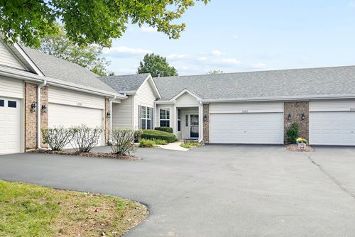 1561 W Cadillac Circle, Romeoville, IL, 60446 | Card Image