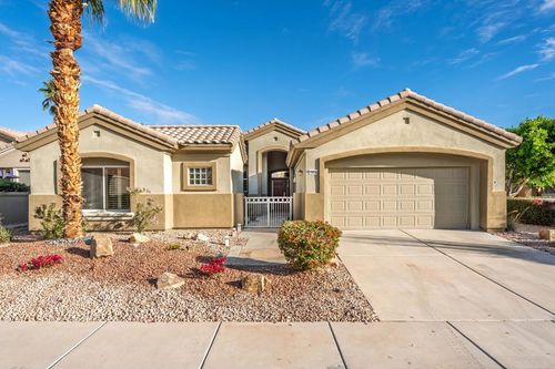 78668 Kentia Palm Dr, Palm Desert, CA, 92211-2366 | Card Image