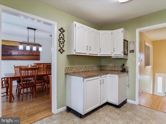 105 Blanche Cir, House other with 4 bedrooms, 3 bathrooms and null parking in WINCHESTER VA | Image 6