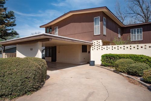 115 E Van Buren Street, Mangum, OK, 73554 | Card Image