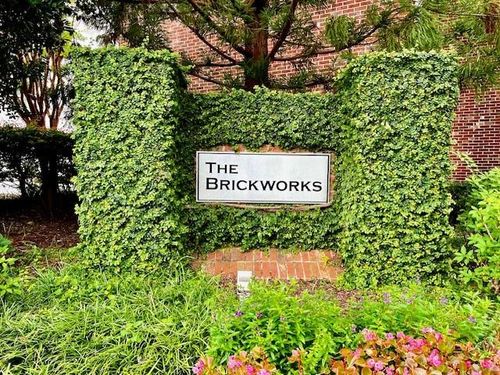 405-400 Brickworks Cir Ne, atlanta, GA, 30307-5515 | Card Image