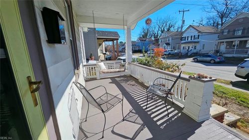 250 Lee St, Hampton, VA, 23669-4124 | Card Image