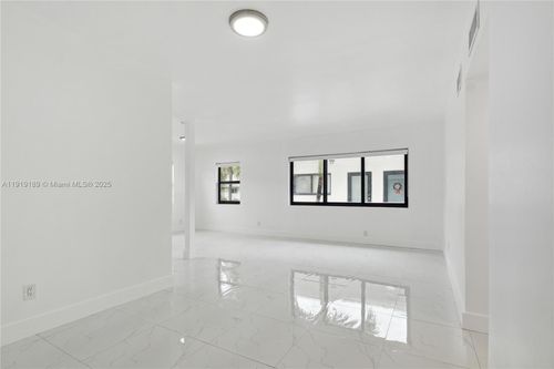 apt-4-8010 Crespi Blvd, MIAMI BEACH, FL, 33141-1541 | Card Image