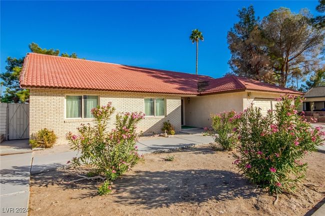 1213 Eaton Dr, House other with 3 bedrooms, 2 bathrooms and null parking in Las Vegas NV | Image 5