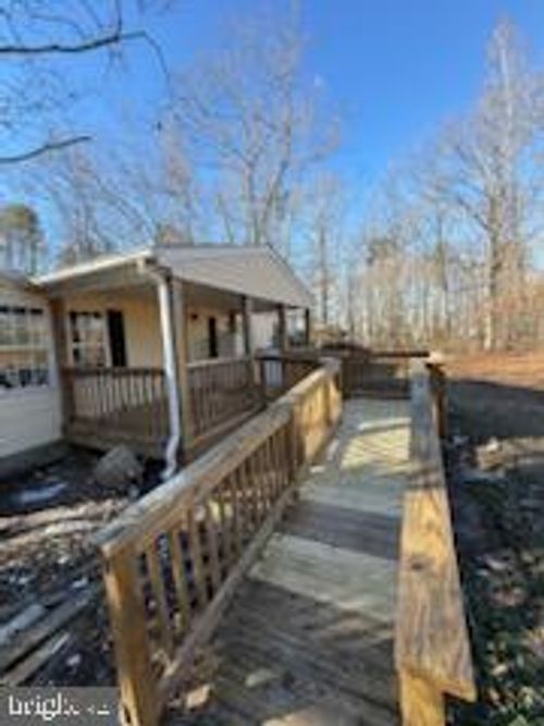 227 Carsons Cor, Louisa, VA, 23093-4138 | Card Image