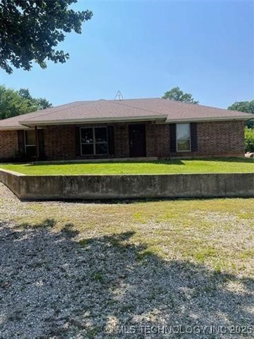 222 S Smith St, Bennington, OK, 74723-1016 | Card Image