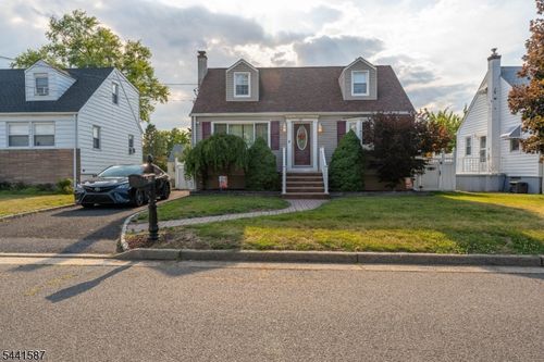 34 Harper St, Piscataway, NJ, 08854-6068 | Card Image