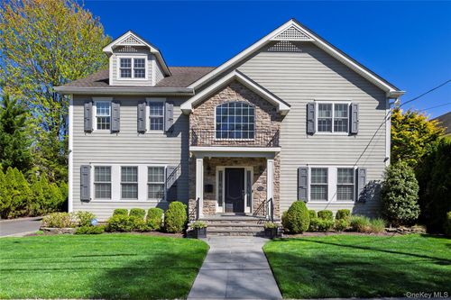 121 Harvard Avenue, Hempstead, NY, 11570 | Card Image