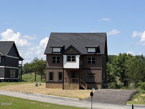 1122 Sanctuary Shores Way, Sevierville, TN, 37876-1472 | Card Image