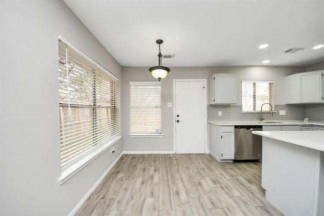 4915 Pecan Grove Dr, House other with 3 bedrooms, 2 bathrooms and 2 parking in Pearland TX | Image 14