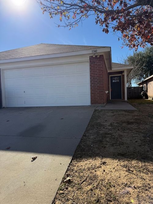 5540 Homestead Rd, Arlington, TX, 76017-3067 | Card Image
