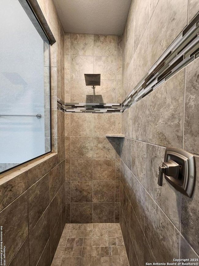 1113 Carriage Loop, House other with 4 bedrooms, 4 bathrooms and null parking in New Braunfels TX | Image 19