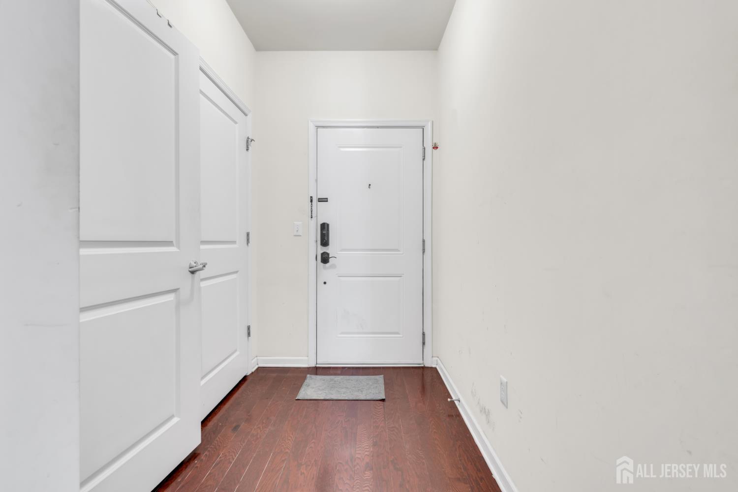 Residential Lease in South Plainfield 3
