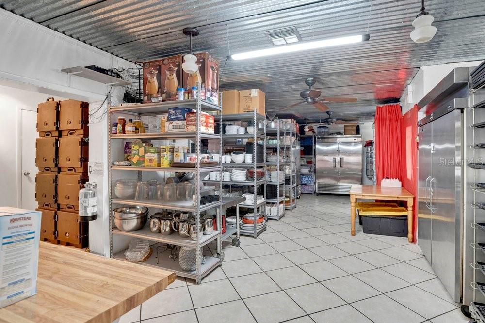 Commercial Sale in ZELLWOOD 2