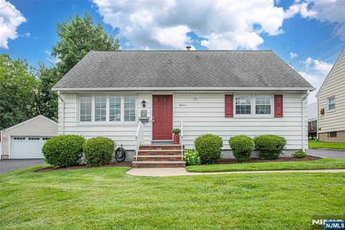 11 Susan Court, Clifton, NJ, 07012 | Card Image