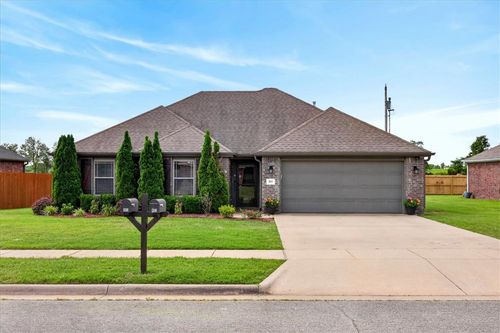 903 Mulberry St Sw, Gravette, AR, 72736-8610 | Card Image