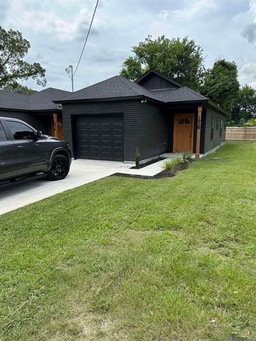 1-1928 70th Ave, Baton Rouge, LA, 70807-6215 | Card Image