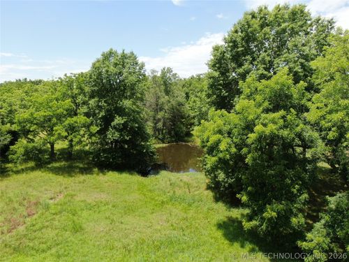 2018 Mission Ln, Okmulgee, OK, 74447-9390 | Card Image