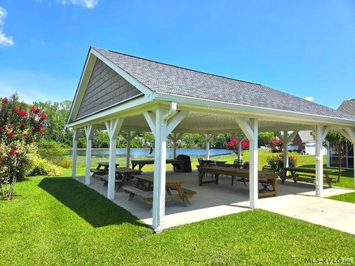 131&133 Savannah Cir N, Roanoke Rapids, NC, 27870 | Card Image
